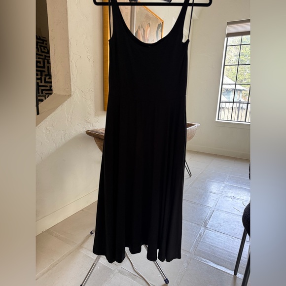 Quince $78 Black Midi Tencel Jersey Fit and Flare Dress with Pockets, Size M - Picture 9 of 13